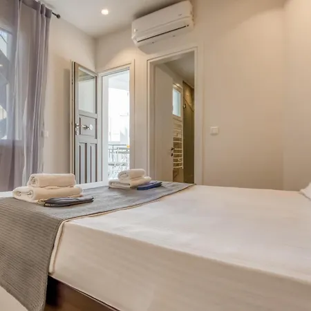 Plaka - Acropolis View Apartment Athens